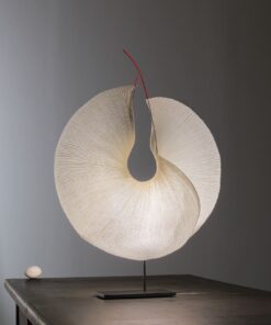 Ingo Maurer Yoruba Rose Lampada da tavolo- <span style="color:red">Saldi</span>
