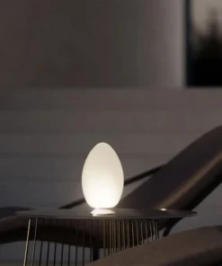 FontanaArte Uovo Portable Lampada da Tavolo - <span style="color:red">Saldi</span>