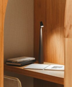 Vibia Africa Bolt-Down Lampada da Tavolo - <span style="color:red">Saldi</span>